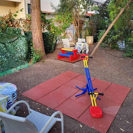 Hotel Agni -Enoikiazomena Diamerizmata Kallithea  Экстерьер фото