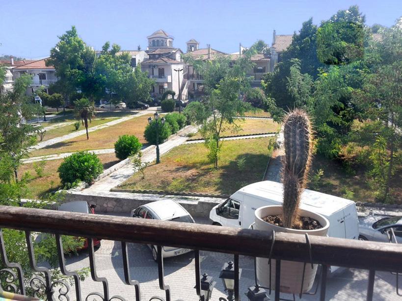 Hotel Agni -Enoikiazomena Diamerizmata Kallithea  Экстерьер фото