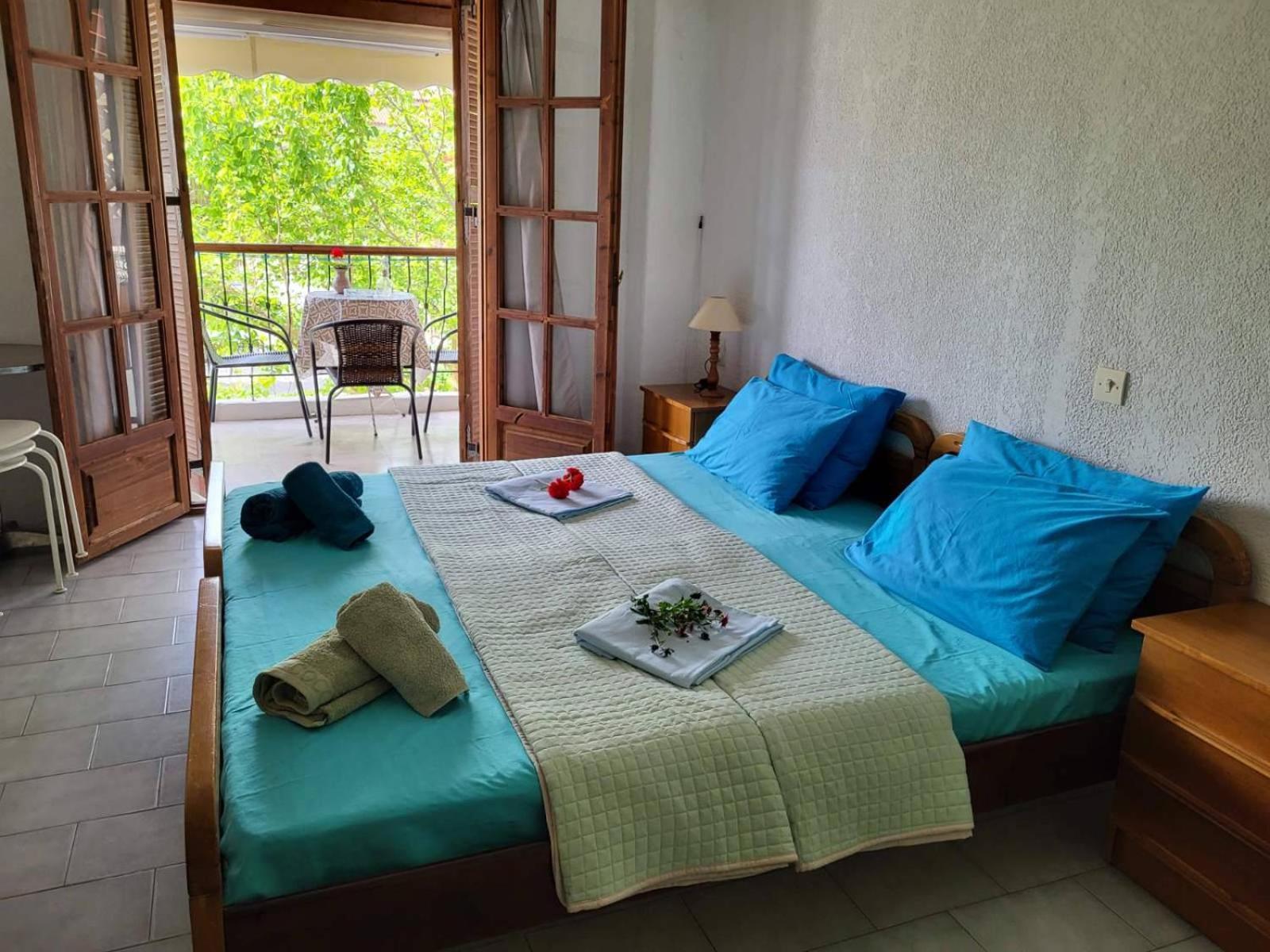 Hotel Agni -Enoikiazomena Diamerizmata Kallithea  Экстерьер фото